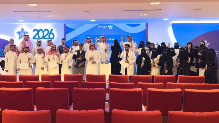 تجمع تبوك الصحي يكرّم المشاركين في جائزة أداء الصحة تقديرًا لإنجازاتهم المتميزة